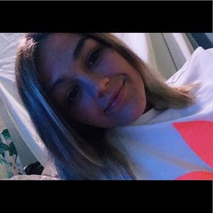 Meet your Posher, Brianna